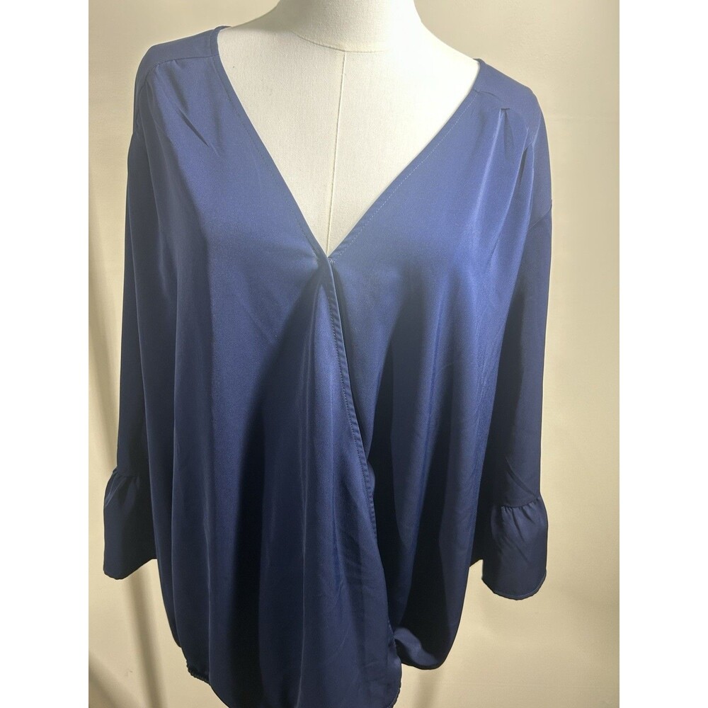 Bloom Chic Womens Blouse Size 22/24 (3XL) -3/4 Sleeves Navy Blue FREE SHIPP 020